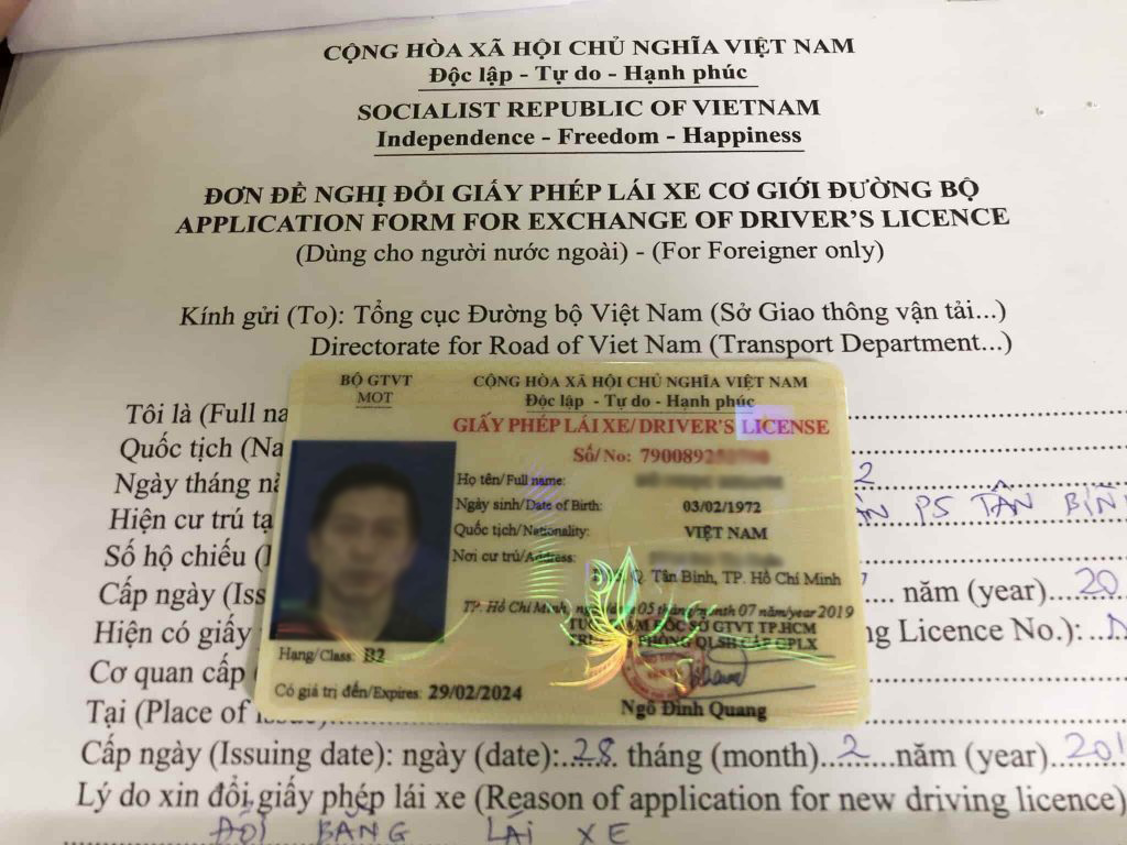 Người nước ngoài được phép đổi giấy phép lái xe nước ngoài sang giấy phép lái xe tương ứng tại Việt Nam không?