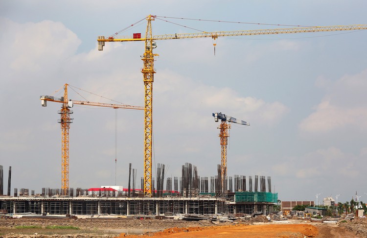 Fees for granting construction licenses to foreign contractors in 2024