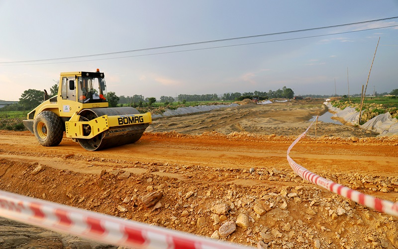 Compensation for land in case of joint land use rights