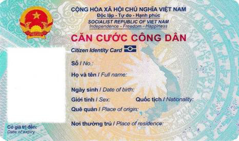 Taking a photo of a citizen ID card with a chip according to current regulations, is it mandatory to wear a white shirt?